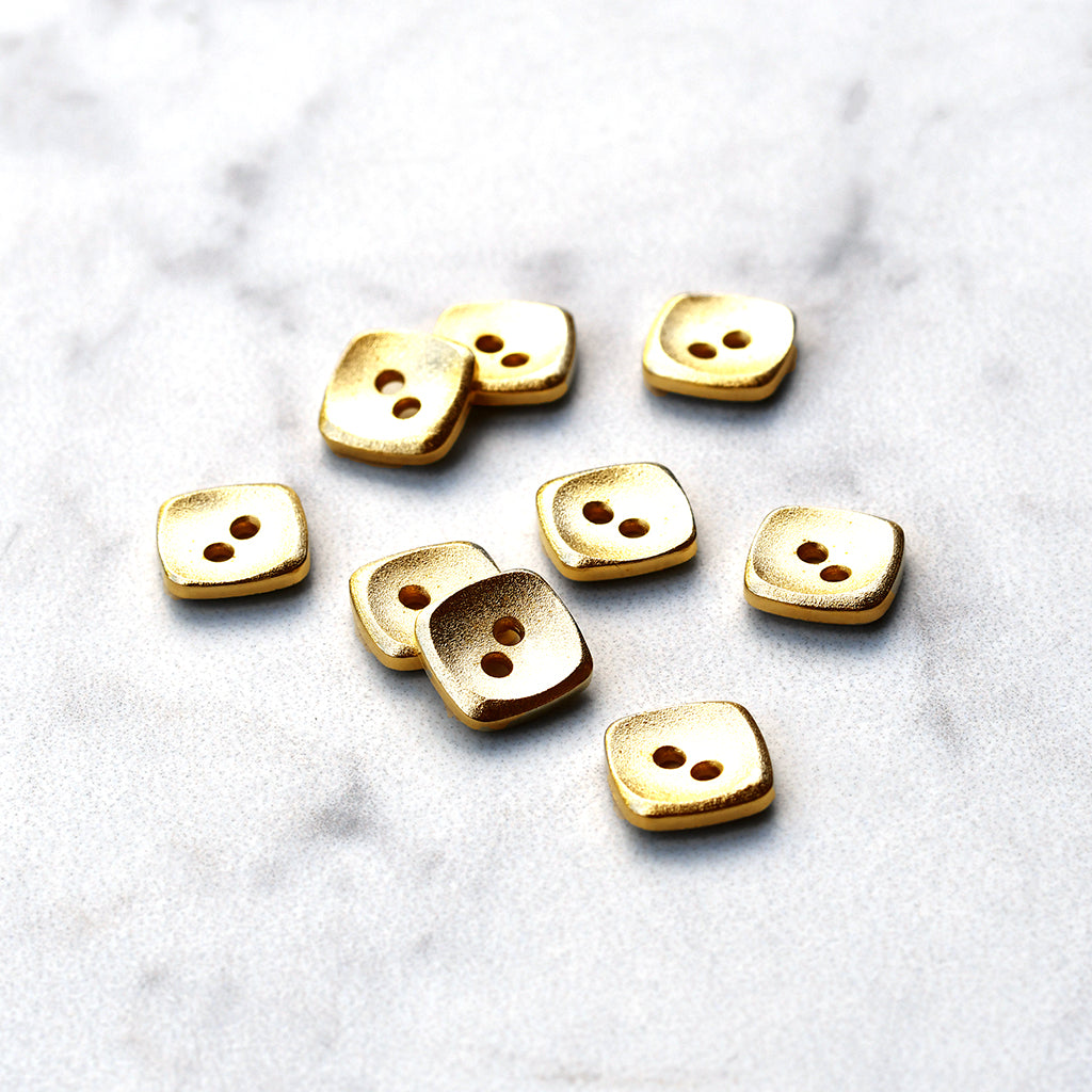 Look Button Square Metal Look Button – Style Maker Fabrics